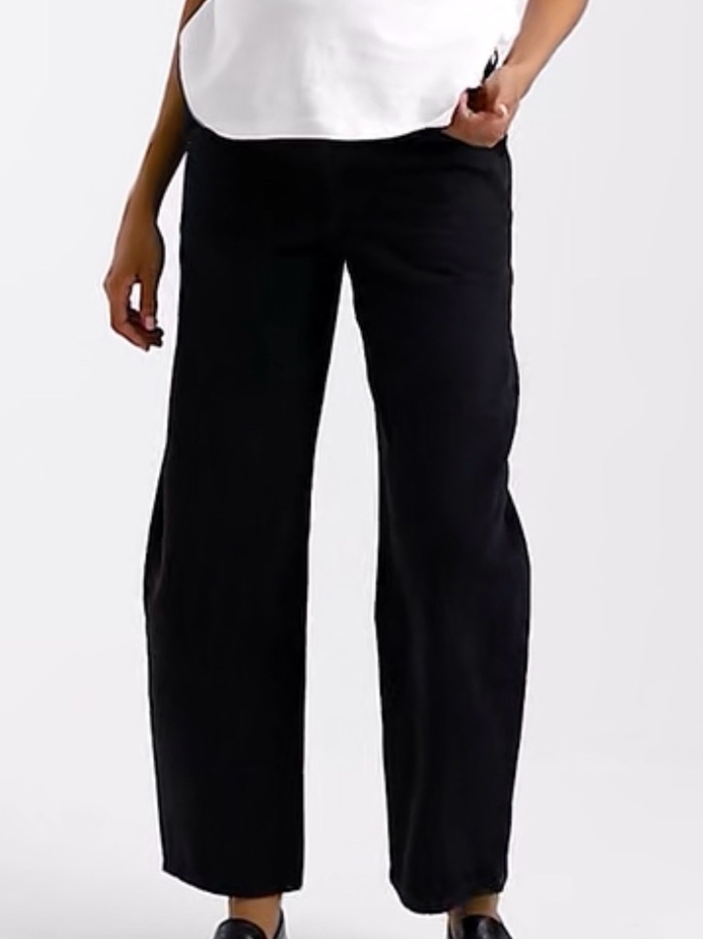 ASOS DESIGN Maternity barrel leg jeans in washed black